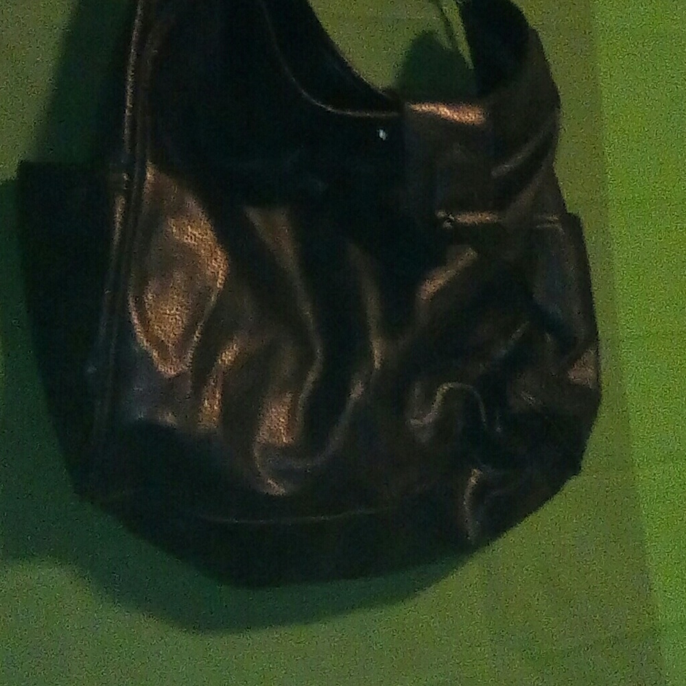 Black Purse - Picture 3 of 4